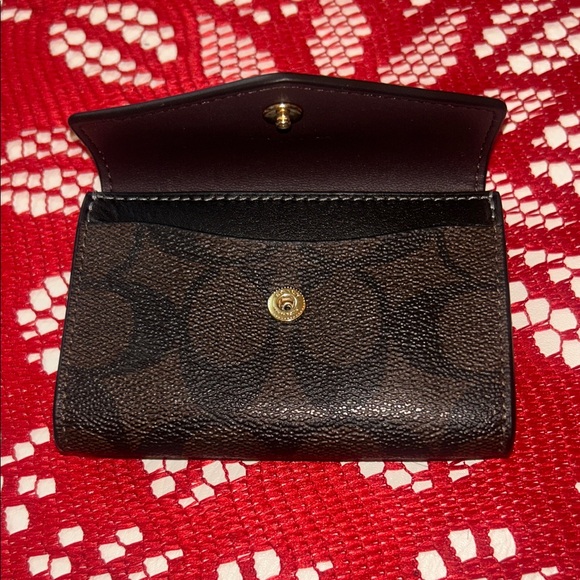 Coach Black Leather Women's Card Holder with Gold Accents - Picture 8 of 10